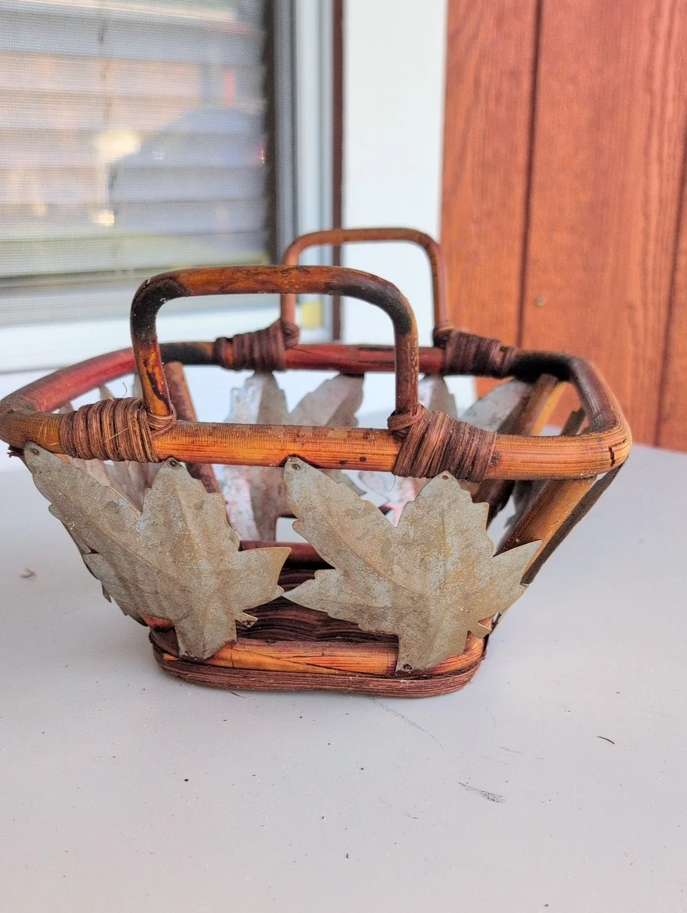 N/A handcrafted brown